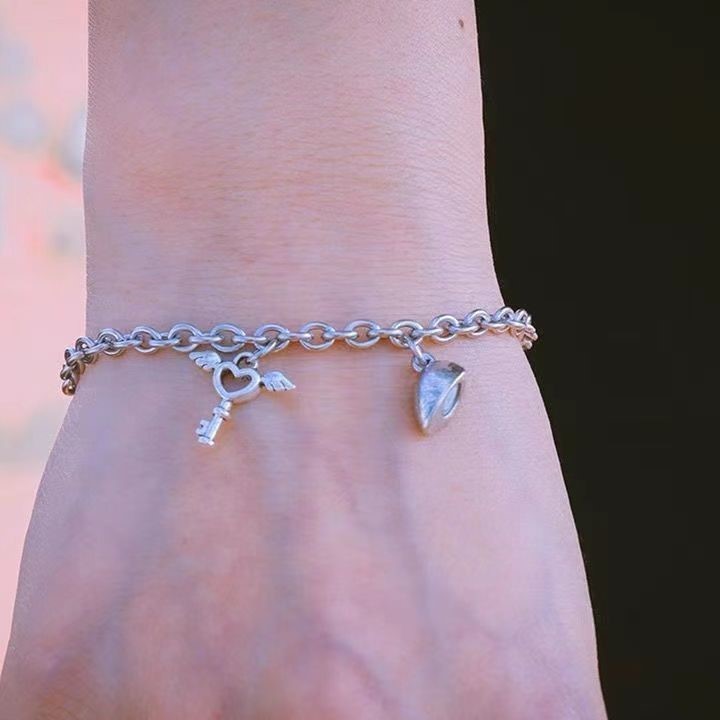 Attract Bracelet